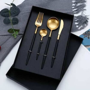 Cutlery Gold and Black 4pcs