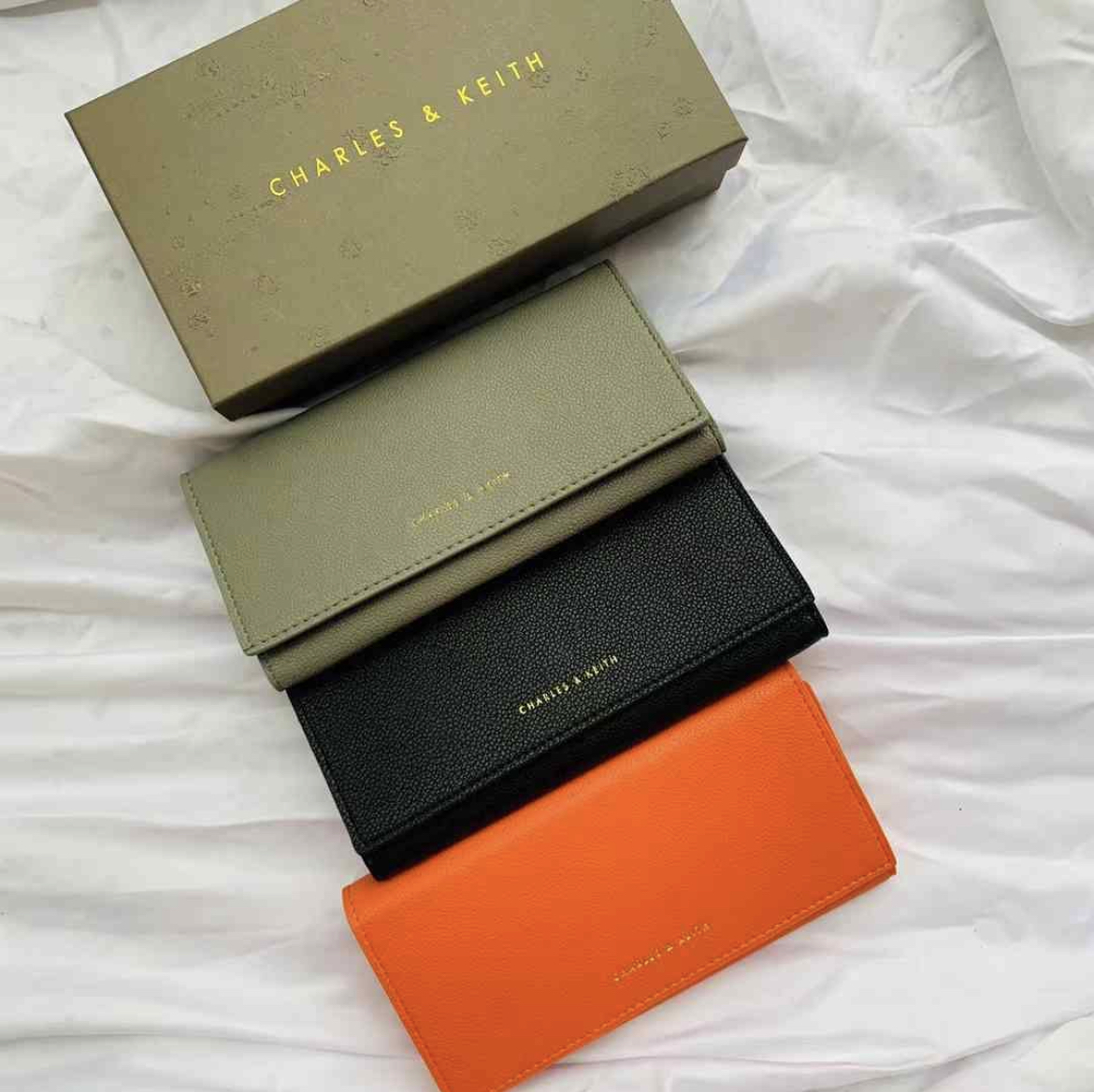 Women’s Wallet Charles and Keith